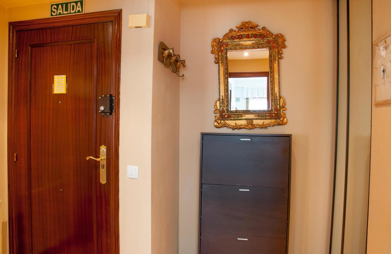 Apartamento Araceli Proximo A Clinica Oftalmologica Fdez Vega Appartement Oviedo Buitenkant foto