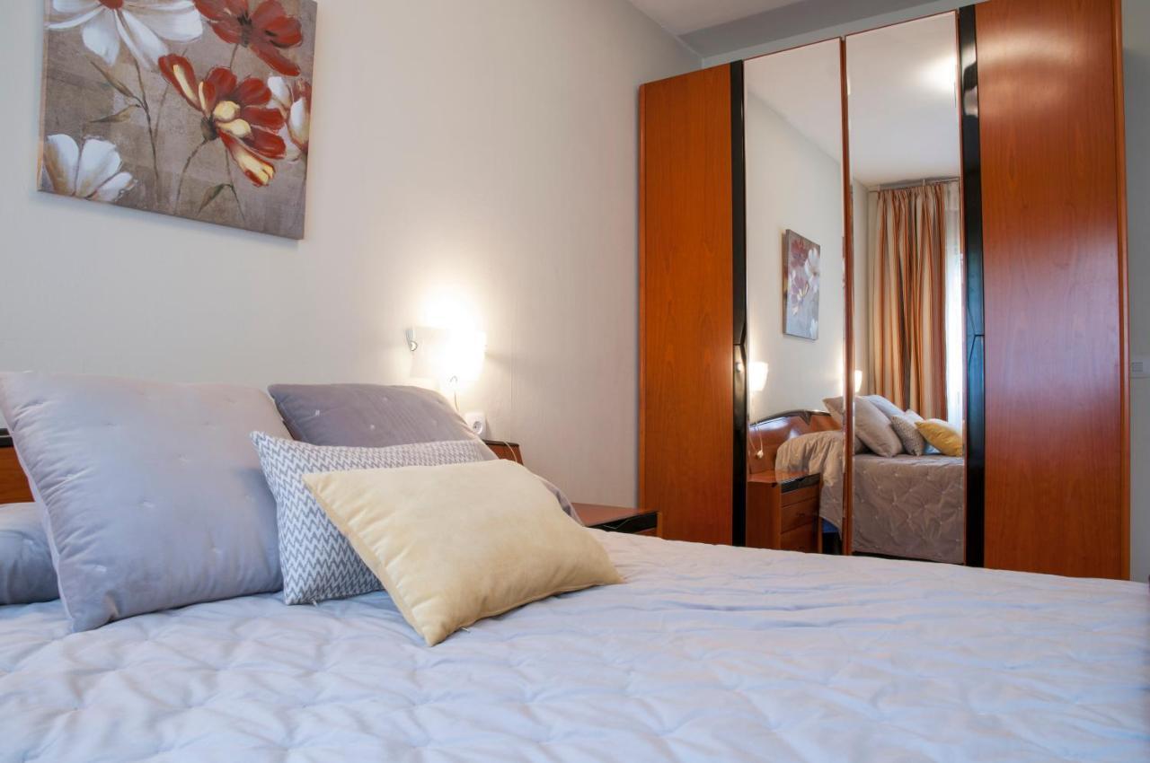 Apartamento Araceli Proximo A Clinica Oftalmologica Fdez Vega Appartement Oviedo Buitenkant foto