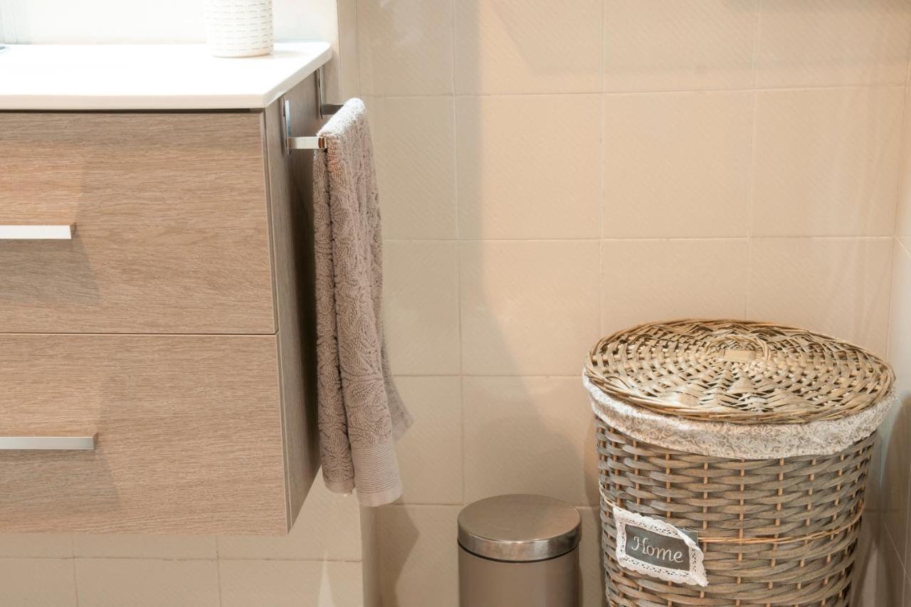 Apartamento Araceli Proximo A Clinica Oftalmologica Fdez Vega Appartement Oviedo Buitenkant foto