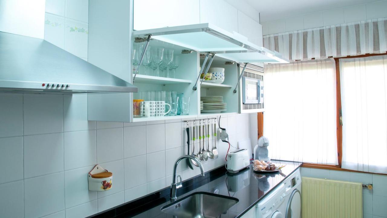 Apartamento Araceli Proximo A Clinica Oftalmologica Fdez Vega Appartement Oviedo Buitenkant foto