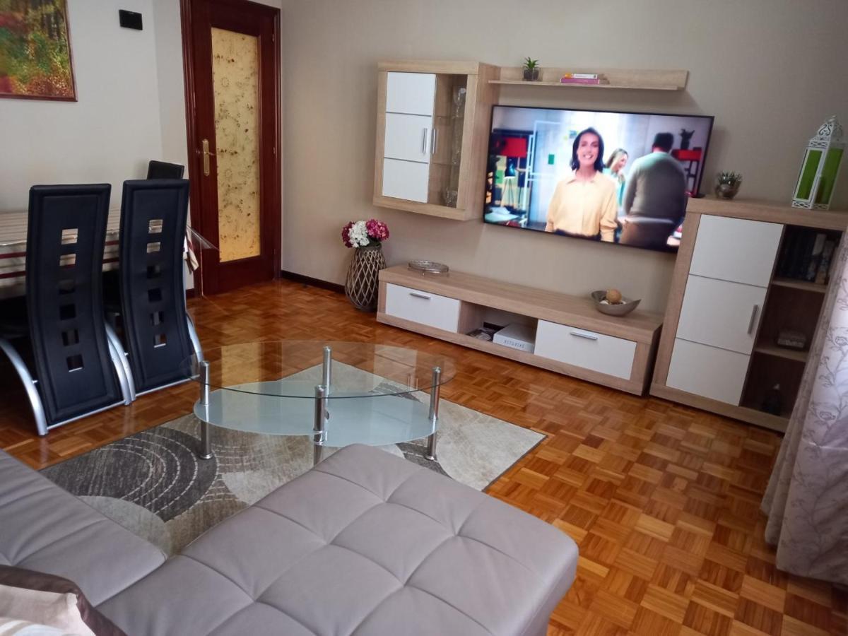 Apartamento Araceli Proximo A Clinica Oftalmologica Fdez Vega Appartement Oviedo Buitenkant foto